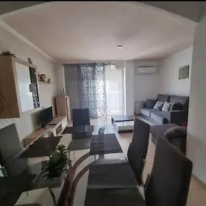 En La Zona Turistica De Apartamento Salou